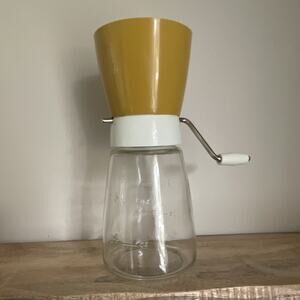Federal Housewares Vintage Manual Nut Chopper Yellow Glass Jar Easy Clean 1960s